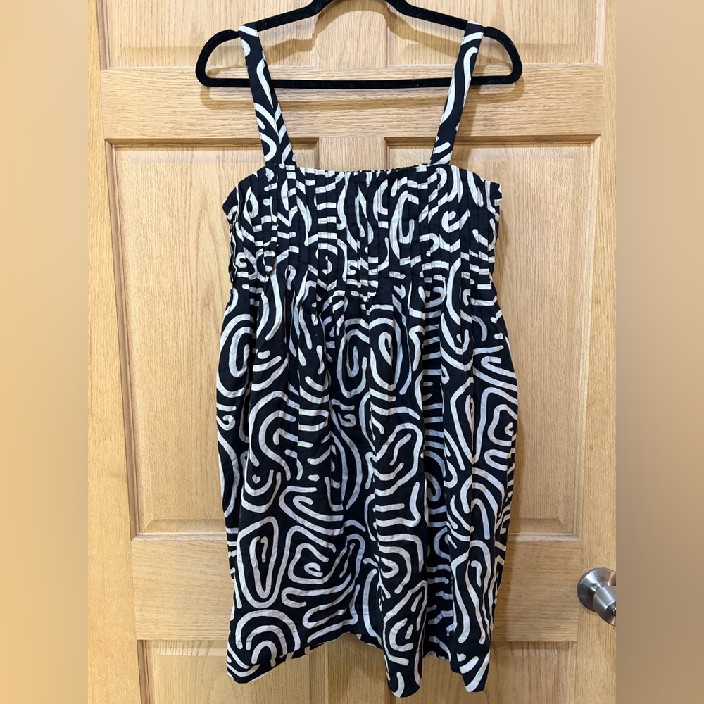 Banana Republic Black and White dress